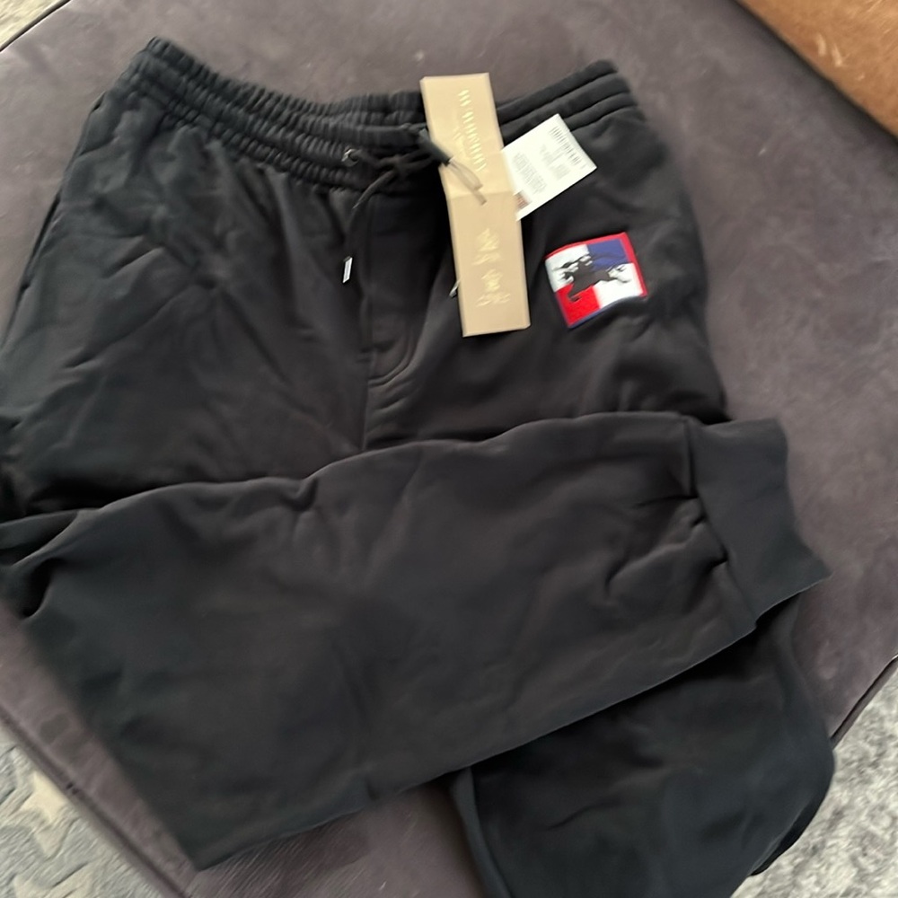 Mens/ unisex Burberry jogger- new with tags size XL